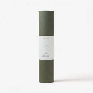 Equilibrium yogamat serenity eucalyptus groen opgerond met label 